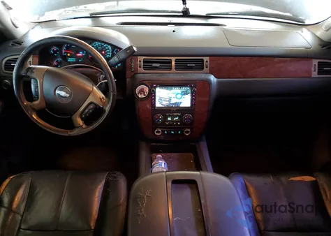 2014 Chevrolet Suburban C1500 Lt from USA, damaged, VIN 1GNSCJE0XER138413